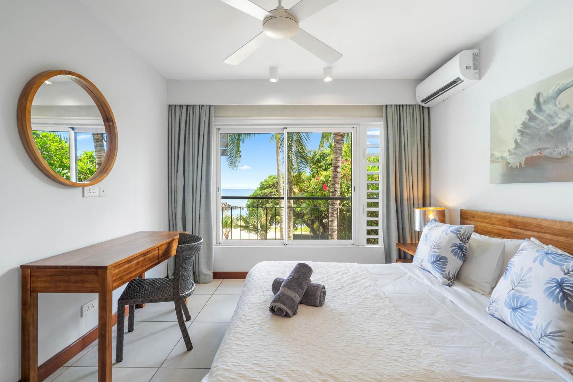 Kanope Bay - Holiday Beachfront Apartments Pointe aux Biches Kültér fotó