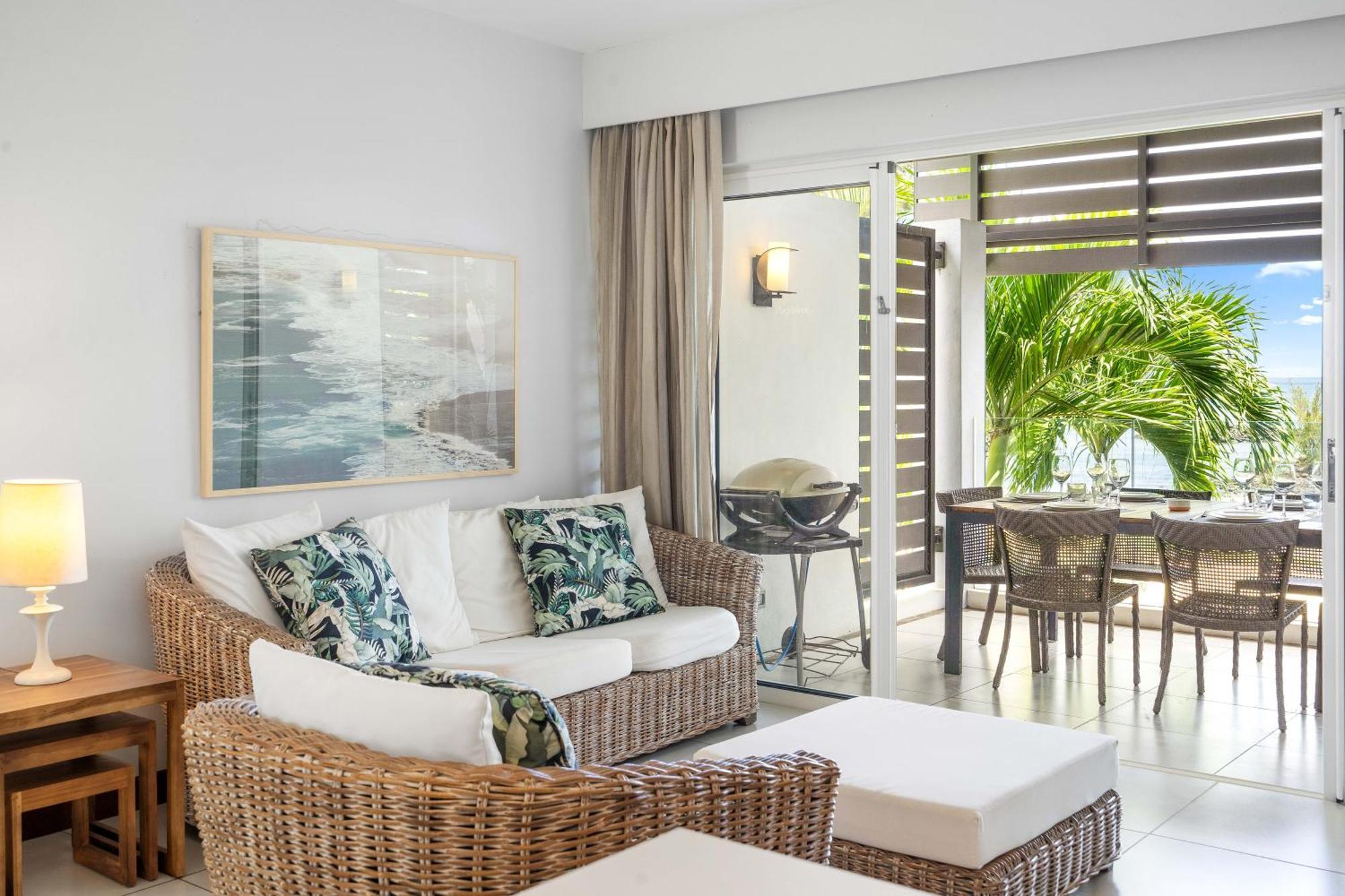 Kanope Bay - Holiday Beachfront Apartments Pointe aux Biches Kültér fotó